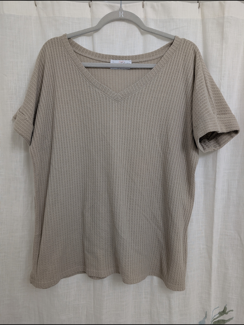 Discount Divas Waffle Knit V-Neck Top Large Taupe Oversized Boutique